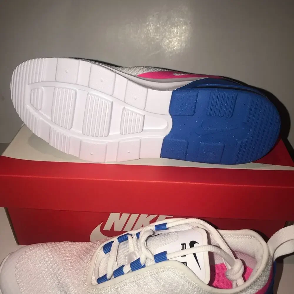 Nike air max sneakers shoes
